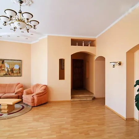 Apartment Central Nemiga Rakovskaya